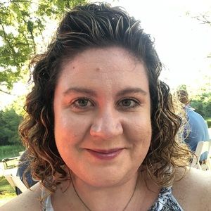 Meet your Posher, Becky